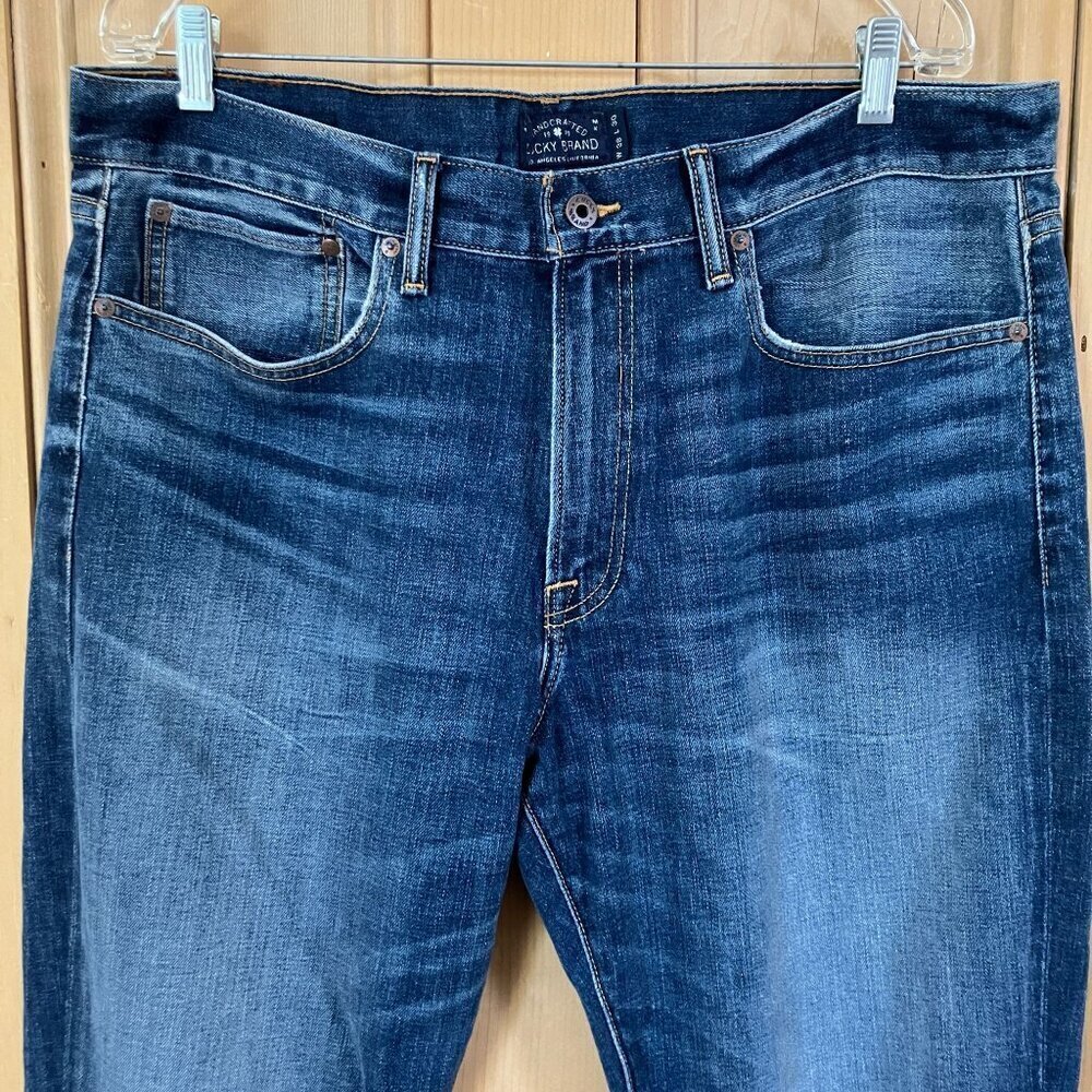 Lucky Brand 121 Mens Heritage Slim Straight Denim Jeans Size 38x30 Blue AN EXC - Picture 4 of 13